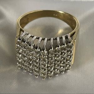10k yellow and white gold ring with diamonds